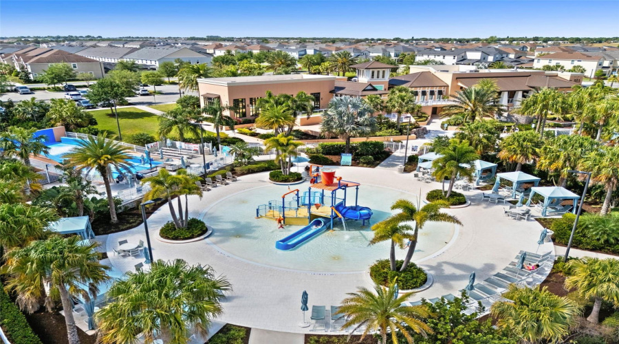KISSIMMEE, Florida 34747, 6 Bedrooms Bedrooms, ,4 BathroomsBathrooms,Residential,For Sale,AMELIA DOWNS,0,MFRS5155573