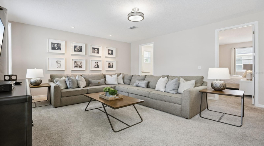 KISSIMMEE, Florida 34747, 6 Bedrooms Bedrooms, ,4 BathroomsBathrooms,Residential,For Sale,AMELIA DOWNS,0,MFRS5155573