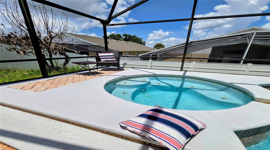 KISSIMMEE, Florida 34747, 4 Bedrooms Bedrooms, ,3 BathroomsBathrooms,Residential,For Sale,ONEIDA,0,MFRO6433486