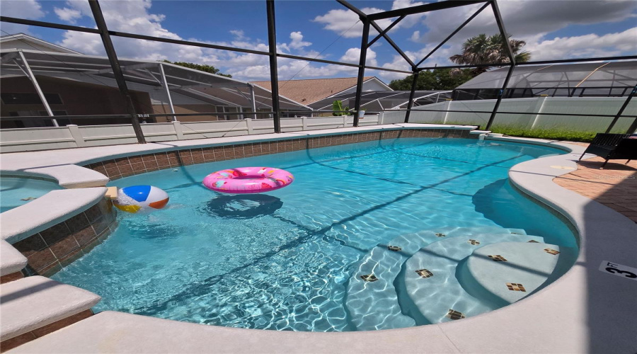 KISSIMMEE, Florida 34747, 4 Bedrooms Bedrooms, ,3 BathroomsBathrooms,Residential,For Sale,ONEIDA,0,MFRO6433486