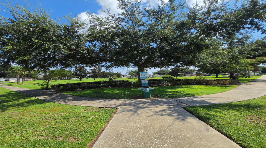Kissimmee, Florida 34747, 4 Bedroom Bedrooms, ,3 Bathroombathrooms,Residential,For Sale,Oneida,0,Mfro6433486