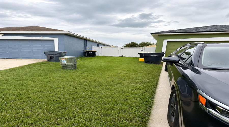 DAVENPORT, Florida 33837, 5 Bedrooms Bedrooms, ,3 BathroomsBathrooms,Residential,For Sale,SIGMUND,0,MFRS5155527