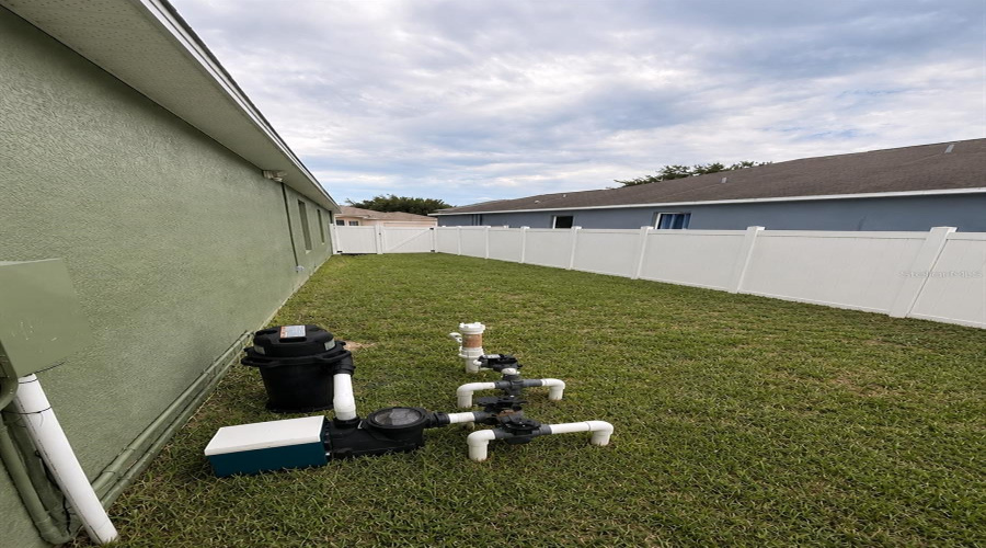 DAVENPORT, Florida 33837, 5 Bedrooms Bedrooms, ,3 BathroomsBathrooms,Residential,For Sale,SIGMUND,0,MFRS5155527