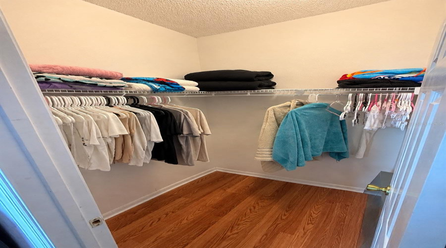 DAVENPORT, Florida 33837, 5 Bedrooms Bedrooms, ,3 BathroomsBathrooms,Residential,For Sale,SIGMUND,0,MFRS5155527