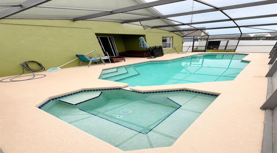 DAVENPORT, Florida 33837, 5 Bedrooms Bedrooms, ,3 BathroomsBathrooms,Residential,For Sale,SIGMUND,0,MFRS5155527