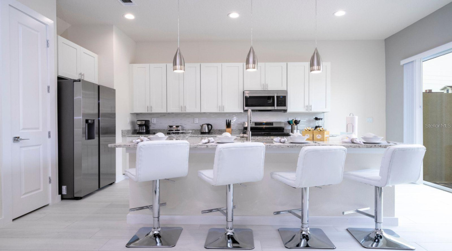 KISSIMMEE, Florida 34747, 5 Bedrooms Bedrooms, ,5 BathroomsBathrooms,Residential,For Sale,SUNFLOWER,0,MFRO6432671