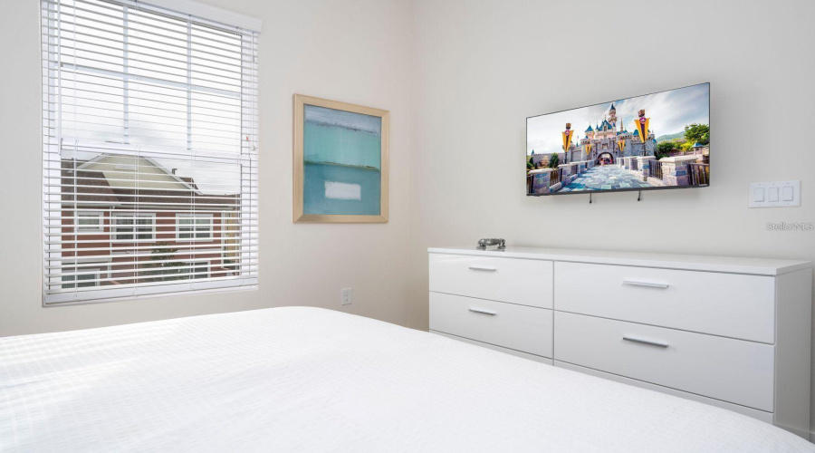 KISSIMMEE, Florida 34747, 5 Bedrooms Bedrooms, ,5 BathroomsBathrooms,Residential,For Sale,SUNFLOWER,0,MFRO6432671