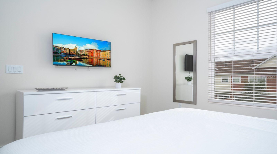 KISSIMMEE, Florida 34747, 5 Bedrooms Bedrooms, ,5 BathroomsBathrooms,Residential,For Sale,SUNFLOWER,0,MFRO6432671