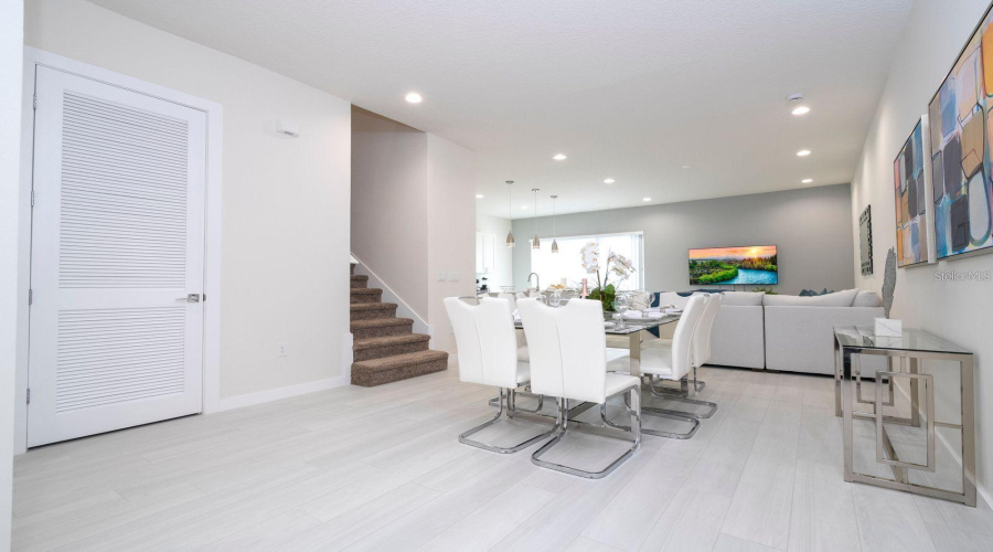 KISSIMMEE, Florida 34747, 5 Bedrooms Bedrooms, ,5 BathroomsBathrooms,Residential,For Sale,SUNFLOWER,0,MFRO6432671