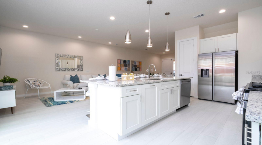 KISSIMMEE, Florida 34747, 5 Bedrooms Bedrooms, ,5 BathroomsBathrooms,Residential,For Sale,SUNFLOWER,0,MFRO6432671
