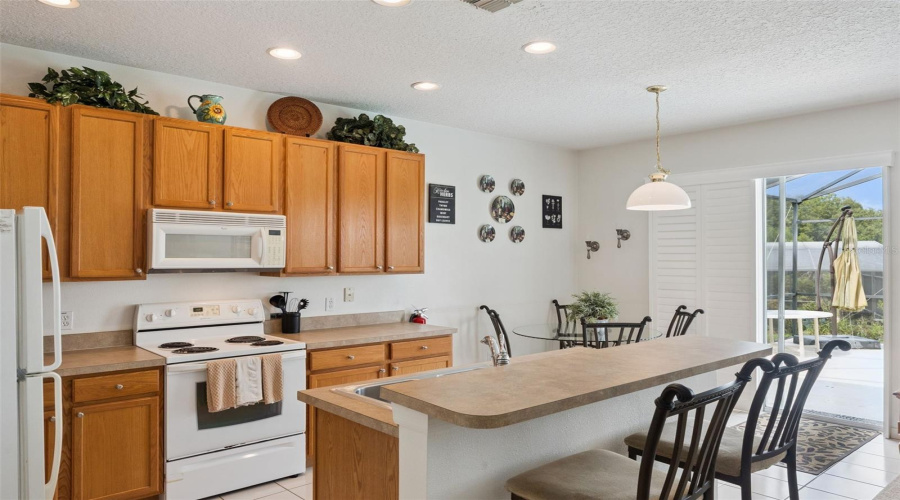 DAVENPORT, Florida 33896, 4 Bedrooms Bedrooms, ,3 BathroomsBathrooms,Residential,For Sale,PINE RIDGE,0,MFRS5155603