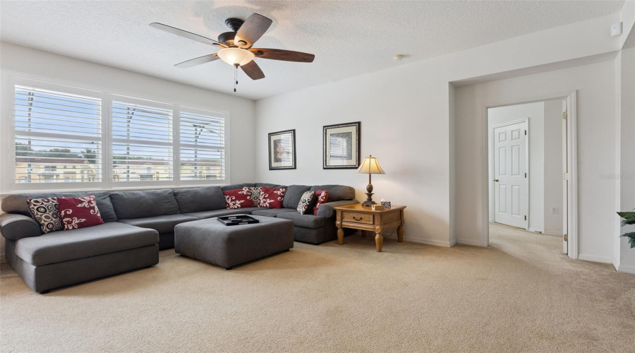DAVENPORT, Florida 33896, 4 Bedrooms Bedrooms, ,3 BathroomsBathrooms,Residential,For Sale,PINE RIDGE,0,MFRS5155603