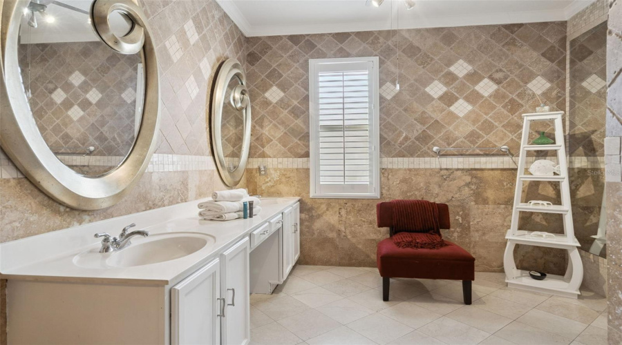 DAVENPORT, Florida 33897, 4 Bedrooms Bedrooms, ,2 BathroomsBathrooms,Residential,For Sale,GLENEAGLES DR,0,MFRO6433398
