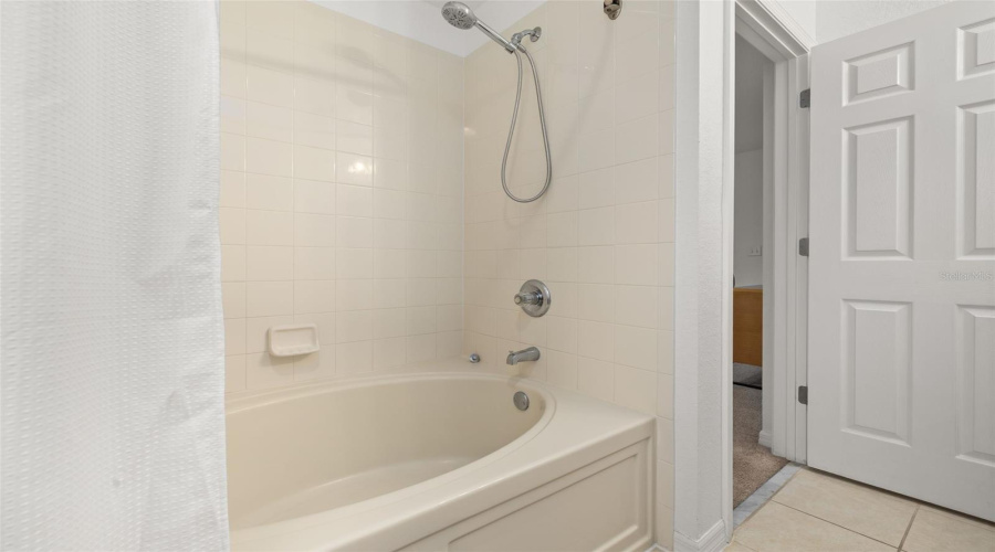 KISSIMMEE, Florida 34746, 3 Bedrooms Bedrooms, ,2 BathroomsBathrooms,Residential,For Sale,COUPE,0,MFRS5155453