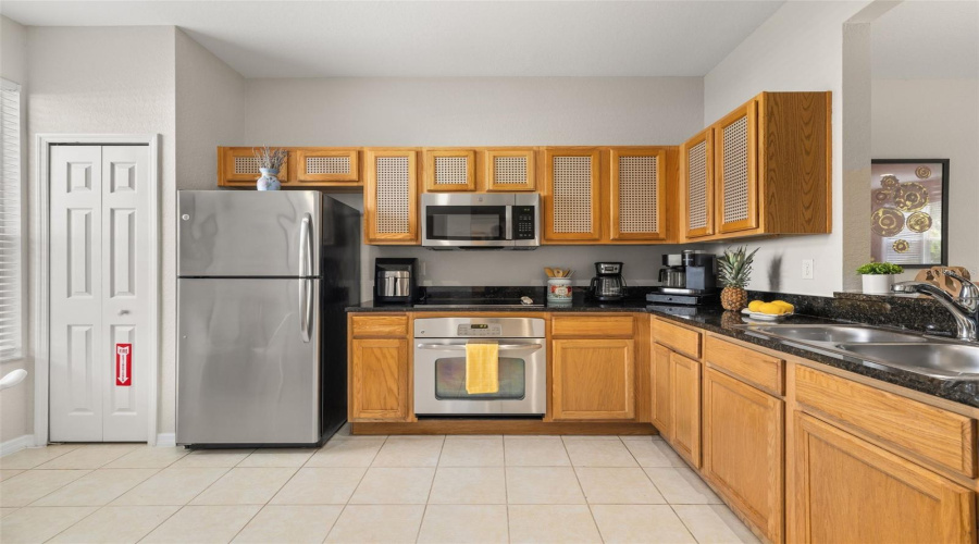 KISSIMMEE, Florida 34746, 3 Bedrooms Bedrooms, ,2 BathroomsBathrooms,Residential,For Sale,COUPE,0,MFRS5155453