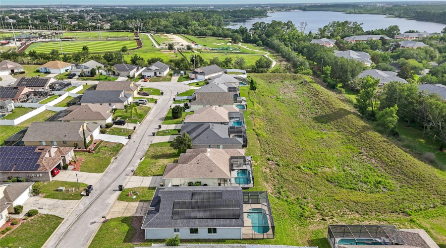DAVENPORT, Florida 33897, 4 Bedrooms Bedrooms, ,2 BathroomsBathrooms,Residential,For Sale,HILLCREST,0,MFRO6407857