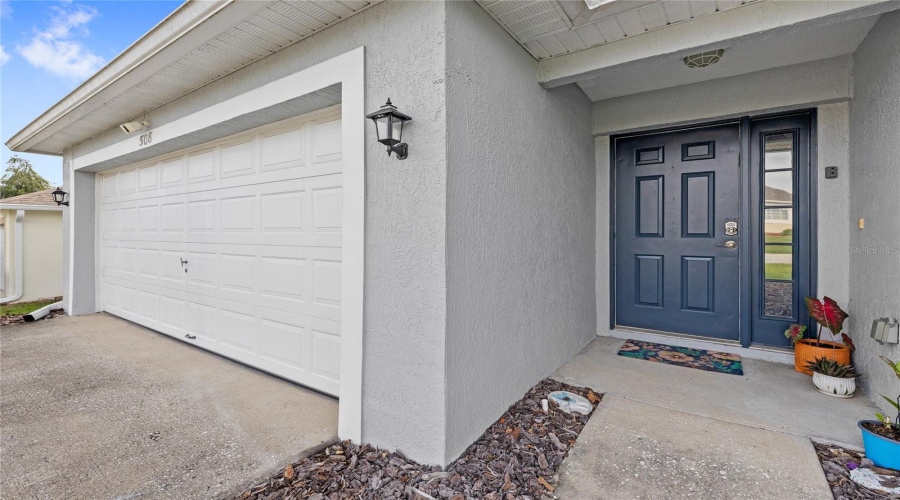 DAVENPORT, Florida 33897, 4 Bedrooms Bedrooms, ,2 BathroomsBathrooms,Residential,For Sale,HILLCREST,0,MFRO6407857