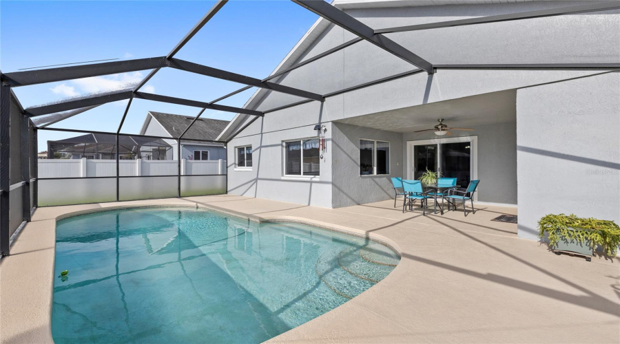 DAVENPORT, Florida 33897, 4 Bedrooms Bedrooms, ,2 BathroomsBathrooms,Residential,For Sale,HILLCREST,0,MFRO6407857