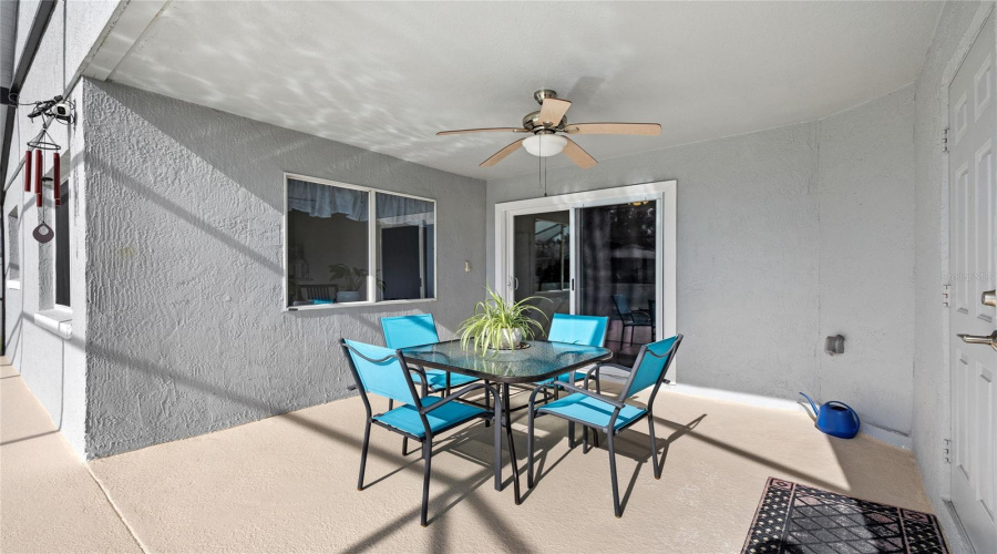 DAVENPORT, Florida 33897, 4 Bedrooms Bedrooms, ,2 BathroomsBathrooms,Residential,For Sale,HILLCREST,0,MFRO6407857