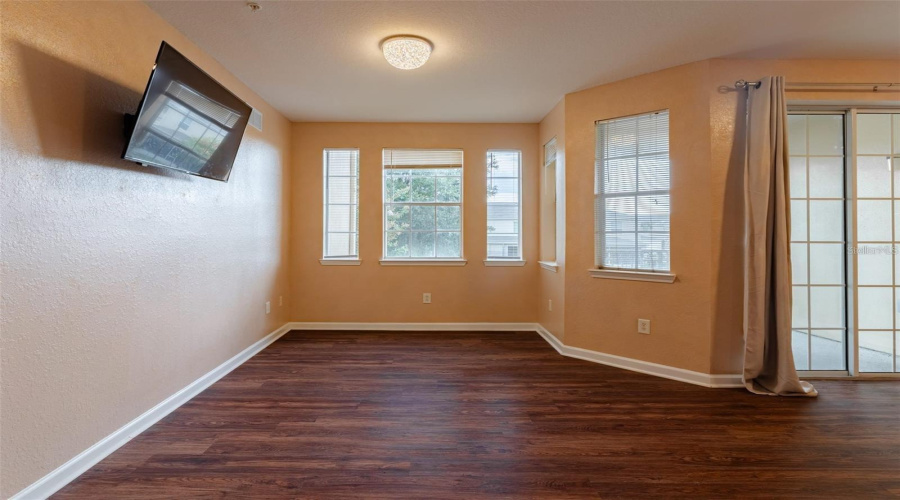 DAVENPORT, Florida 33896, 3 Bedrooms Bedrooms, ,2 BathroomsBathrooms,Residential,For Sale,TERRACE RIDGE,0,MFRTB8519395