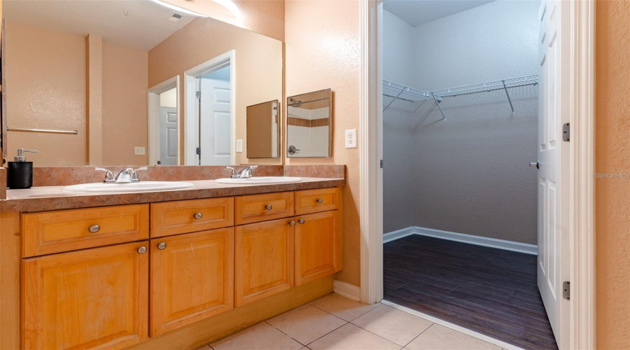 DAVENPORT, Florida 33896, 3 Bedrooms Bedrooms, ,2 BathroomsBathrooms,Residential,For Sale,TERRACE RIDGE,0,MFRTB8519395