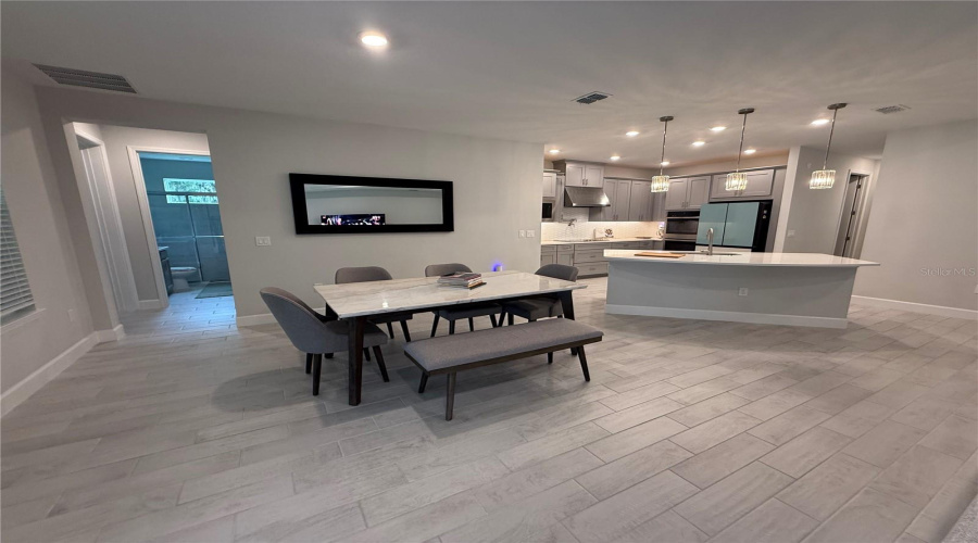 KISSIMMEE, Florida 34746, 4 Bedrooms Bedrooms, ,3 BathroomsBathrooms,Residential,For Sale,BEACON,0,MFRO6428476