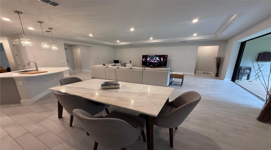 KISSIMMEE, Florida 34746, 4 Bedrooms Bedrooms, ,3 BathroomsBathrooms,Residential,For Sale,BEACON,0,MFRO6428476