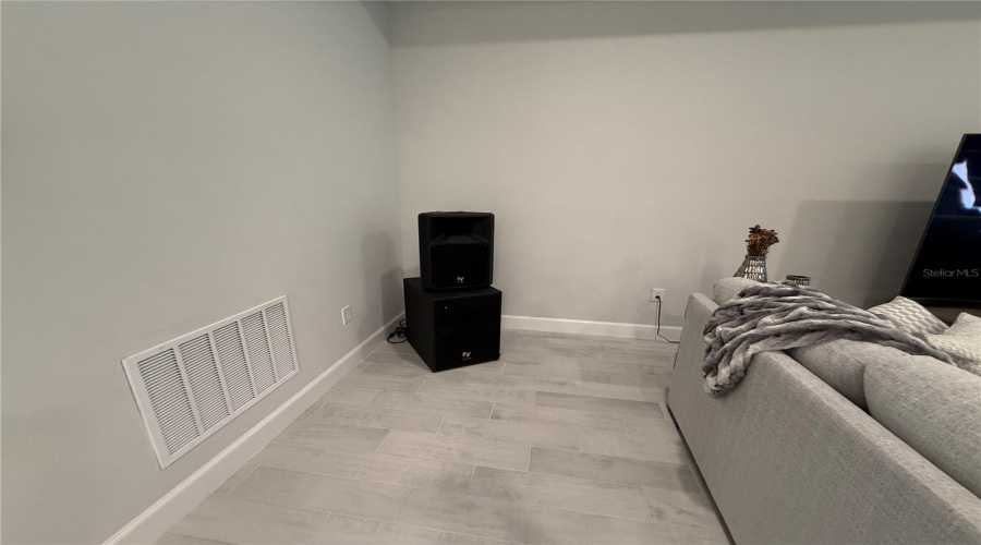 KISSIMMEE, Florida 34746, 4 Bedrooms Bedrooms, ,3 BathroomsBathrooms,Residential,For Sale,BEACON,0,MFRO6428476