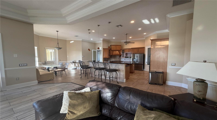 KISSIMMEE, Florida 34746, 5 Bedrooms Bedrooms, ,4 BathroomsBathrooms,Residential,For Sale,BUNKER VIEW,0,MFRO6433662