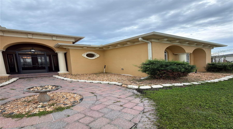KISSIMMEE, Florida 34746, 5 Bedrooms Bedrooms, ,4 BathroomsBathrooms,Residential,For Sale,BUNKER VIEW,0,MFRO6433662