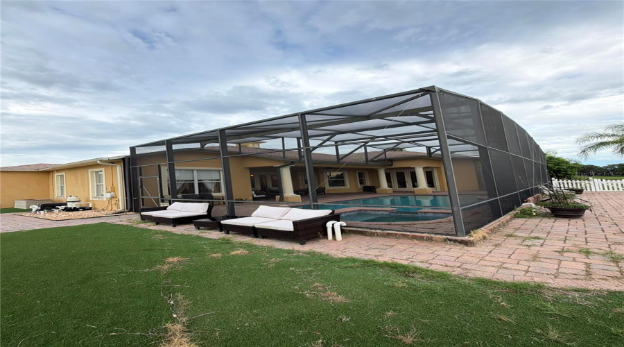 KISSIMMEE, Florida 34746, 5 Bedrooms Bedrooms, ,4 BathroomsBathrooms,Residential,For Sale,BUNKER VIEW,0,MFRO6433662