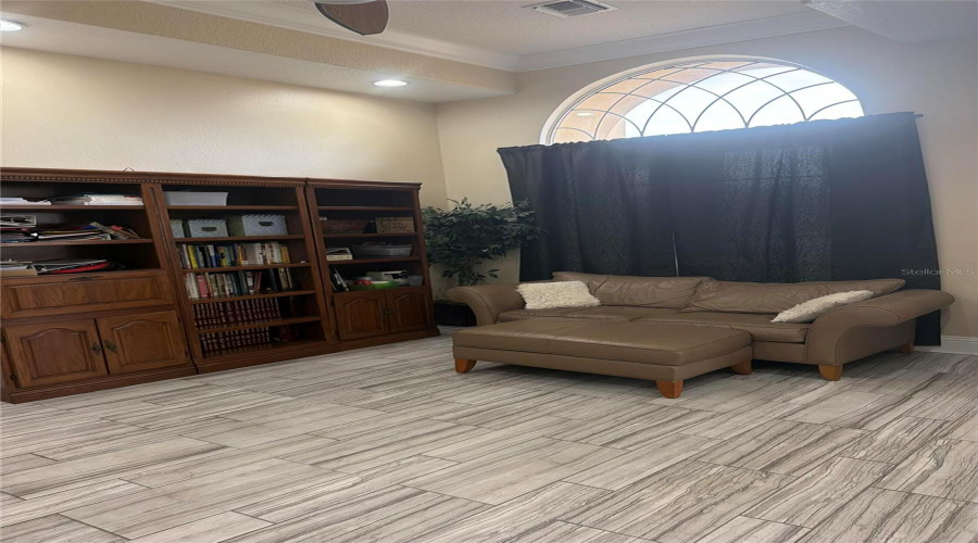 KISSIMMEE, Florida 34746, 5 Bedrooms Bedrooms, ,4 BathroomsBathrooms,Residential,For Sale,BUNKER VIEW,0,MFRO6433662