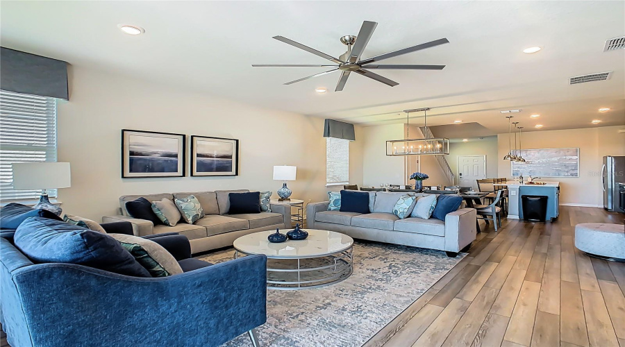 DAVENPORT, Florida 33897, 7 Bedrooms Bedrooms, ,5 BathroomsBathrooms,Residential,For Sale,SUMMER,0,MFRO6429973