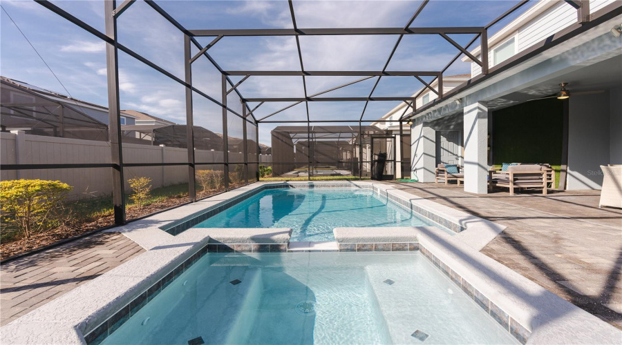 DAVENPORT, Florida 33897, 8 Bedrooms Bedrooms, ,6 BathroomsBathrooms,Residential,For Sale,LELANI,0,MFRO6431292