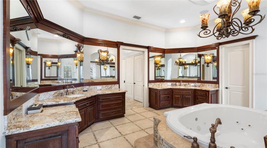Kissimmee, Florida 34747, 5 Bedrooms Bedrooms, ,6 Bathroomsbathrooms,Residential,For Sale,Palmilla,0,Mfro6433720