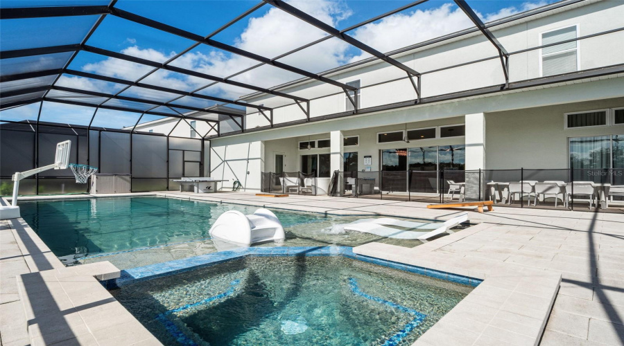 DAVENPORT, Florida 33837, 13 Bedrooms Bedrooms, ,10 BathroomsBathrooms,Residential,For Sale,OAK BLOSSOM,0,MFRO6433819
