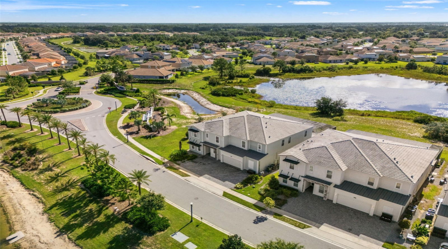 DAVENPORT, Florida 33837, 13 Bedrooms Bedrooms, ,10 BathroomsBathrooms,Residential,For Sale,OAK BLOSSOM,0,MFRO6433819