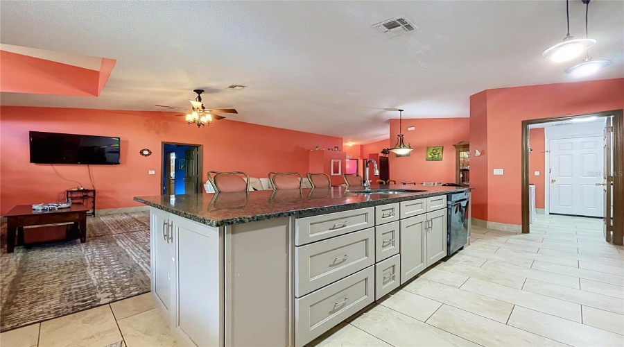 DAVENPORT, Florida 33837, 3 Bedrooms Bedrooms, ,2 BathroomsBathrooms,Residential,For Sale,HEATHER HILL,0,MFRP4939595