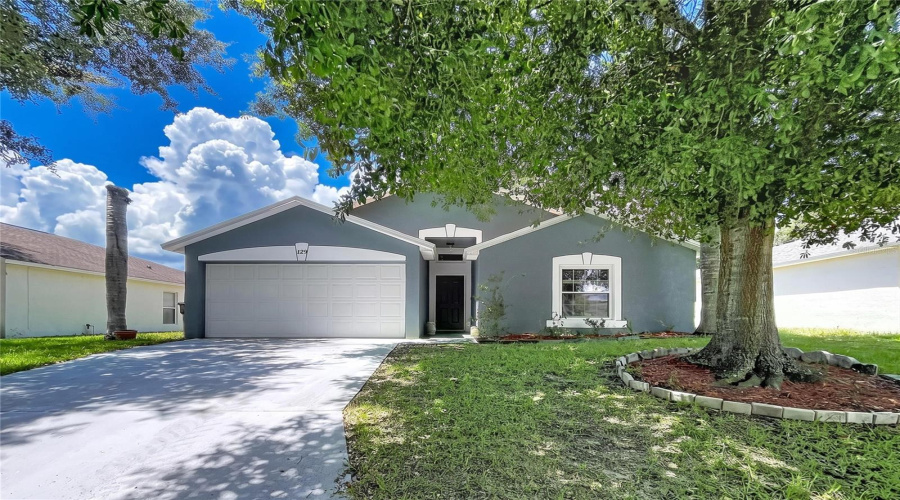 DAVENPORT, Florida 33837, 3 Bedrooms Bedrooms, ,2 BathroomsBathrooms,Residential,For Sale,HEATHER HILL,0,MFRP4939595