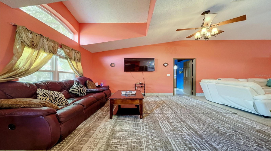 DAVENPORT, Florida 33837, 3 Bedrooms Bedrooms, ,2 BathroomsBathrooms,Residential,For Sale,HEATHER HILL,0,MFRP4939595