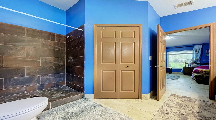 DAVENPORT, Florida 33837, 3 Bedrooms Bedrooms, ,2 BathroomsBathrooms,Residential,For Sale,HEATHER HILL,0,MFRP4939595