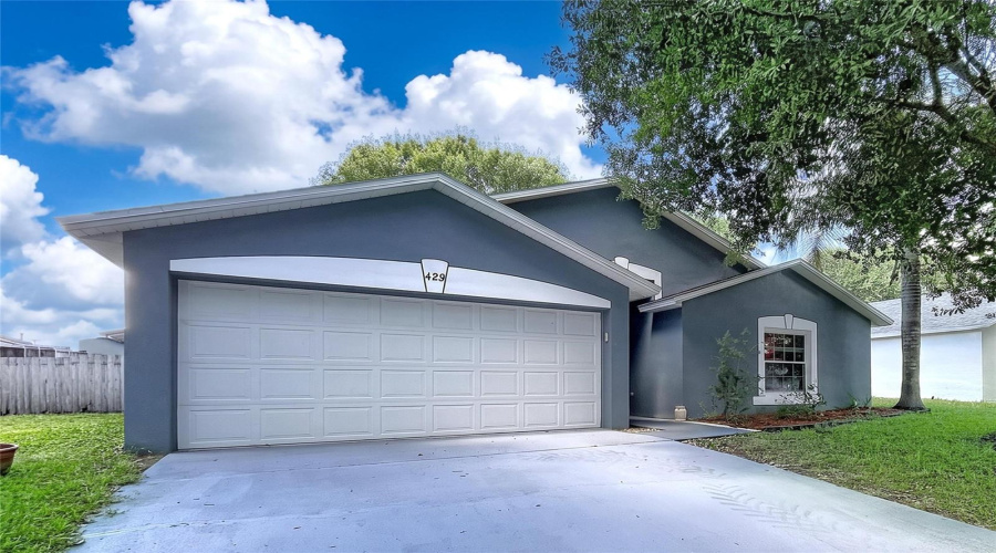 DAVENPORT, Florida 33837, 3 Bedrooms Bedrooms, ,2 BathroomsBathrooms,Residential,For Sale,HEATHER HILL,0,MFRP4939595
