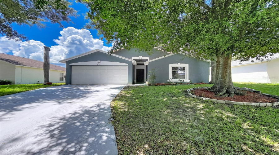 DAVENPORT, Florida 33837, 3 Bedrooms Bedrooms, ,2 BathroomsBathrooms,Residential,For Sale,HEATHER HILL,0,MFRP4939595