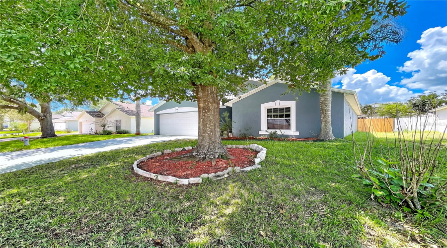 DAVENPORT, Florida 33837, 3 Bedrooms Bedrooms, ,2 BathroomsBathrooms,Residential,For Sale,HEATHER HILL,0,MFRP4939595