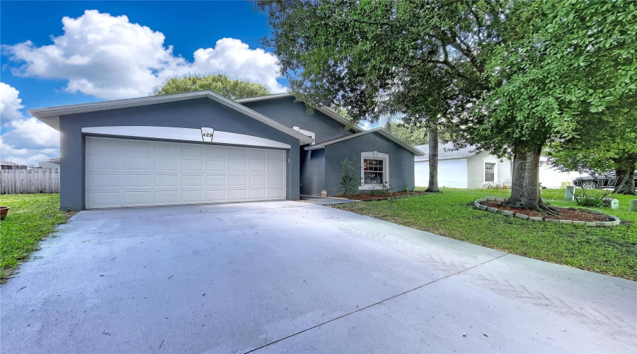 DAVENPORT, Florida 33837, 3 Bedrooms Bedrooms, ,2 BathroomsBathrooms,Residential,For Sale,HEATHER HILL,0,MFRP4939595