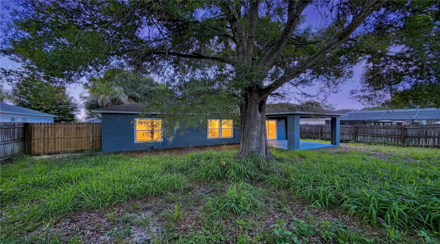 DAVENPORT, Florida 33837, 3 Bedrooms Bedrooms, ,2 BathroomsBathrooms,Residential,For Sale,HEATHER HILL,0,MFRP4939595