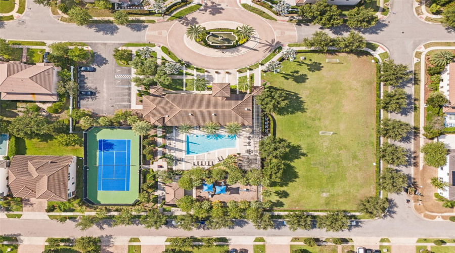 Orlando, Florida 32836, 7 Bedroom Bedrooms, ,6 Bathroombathrooms,Residential,For Sale,Chilton,0,Mfro6433312