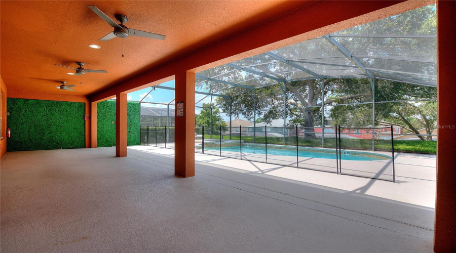 KISSIMMEE, Florida 34747, 7 Bedrooms Bedrooms, ,5 BathroomsBathrooms,Residential,For Sale,LA ISLA,0,MFRO6431583