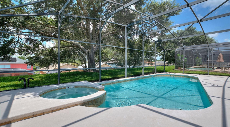 KISSIMMEE, Florida 34747, 7 Bedrooms Bedrooms, ,5 BathroomsBathrooms,Residential,For Sale,LA ISLA,0,MFRO6431583