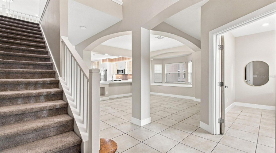KISSIMMEE, Florida 34747, 7 Bedrooms Bedrooms, ,5 BathroomsBathrooms,Residential,For Sale,LA ISLA,0,MFRO6431583